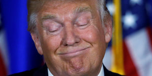 Donald Trump verzieht selbstzufrieden den Mund
