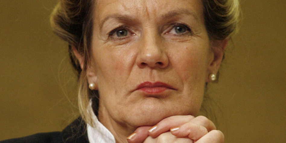Druck auf Niedersachsens Kultusministerin Elisabeth Heister-Neumann wächst.