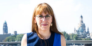 Katja Meier an den Wahlurnen