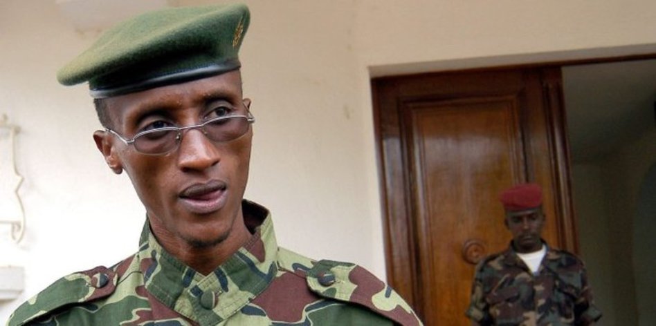 ... Hilfe mehr von Ruandas Regierung kriegen: Rebellenchef Laurent Nkunda.