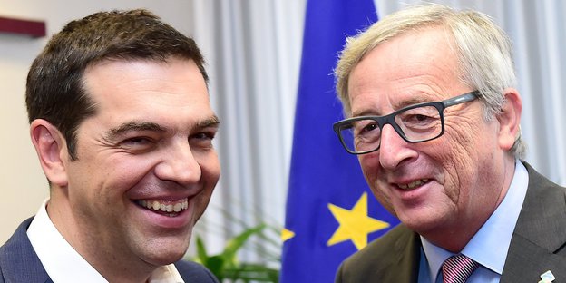 nahaufnahme Tsipras und Juncker, lachend