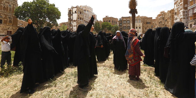 Jemenitinnen protestieren in Sanaa