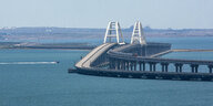 Die Kertsch-Brücke auf die Halbinsel Krim