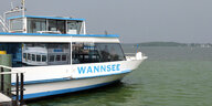 Schiff auf einem See, Aufschrift "Wannsee"