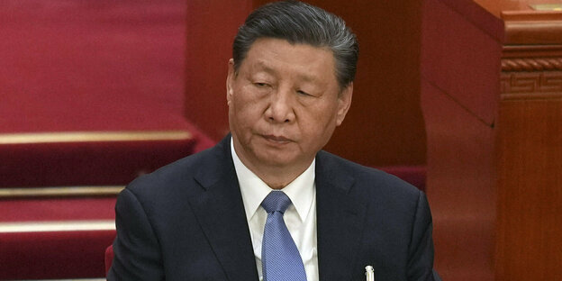 Chinas Staats- und Parteichef am Freitag beim Nationalen Volkskongress in Pekings Großer Halle des Volkes