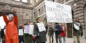 Demonstration gegen das neue Gesetz zur Auslandsspionage in Stockholm