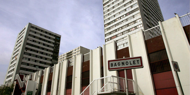 Blick auf Hochhäuser in dem Banlieue-Ort Bagnolet.