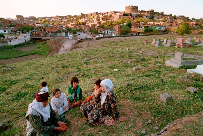 Muraqt-Diyarbakir_Frauen-online.jpg