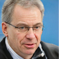 Wolfgang Schneider 