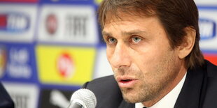 Antonio Conte bei einer Pressekonferenz