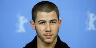 Porträt des ehemaligen Sängers der Jonas Brothers Nick Jonas auf der Berlinale