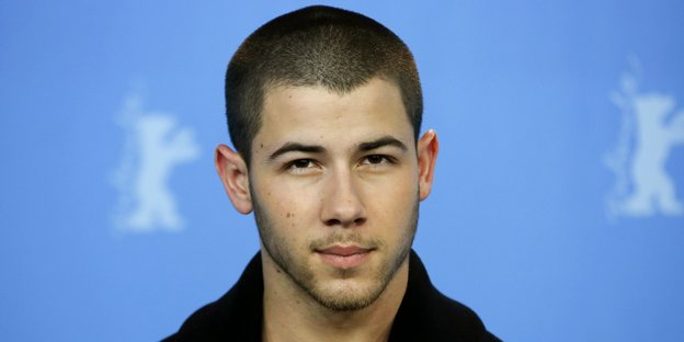 Porträt des ehemaligen Sängers der Jonas Brothers Nick Jonas auf der Berlinale