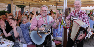 Musikanten beim Weinfest