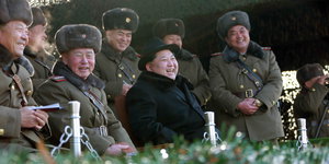 Kim Jong Un bei einer Militärparade in Pjöngjang.