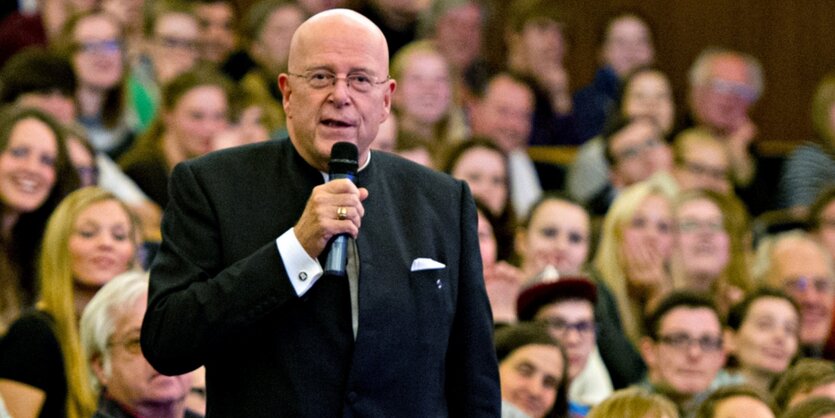 Dieter Lenzen im Hörsaal