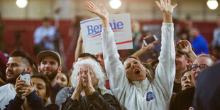 Sanders’ Anhänger jubeln