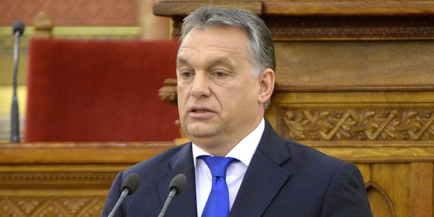 Orban spricht im Parlament