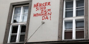 Graffiti an Häuserfassade