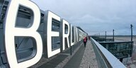 Blick von BER-Terminal