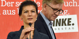 Eine Frau, Sahra Wagenknecht, und ein Mann, Dietmar Bartsch