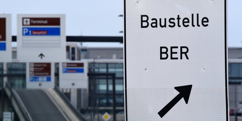 Baustellenschild BER