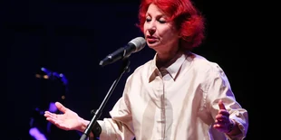 Hommage An Esther Ofarim Mit Einer Gewissen Unverzagtheit Taz de hommage-an-esther-ofarim-mit-einer-gewissen-unverzagtheit-taz-de