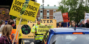 Fracking-Gegner in England protestieren