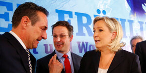 Heinz-Christian Strache (FPÖ), Marcus Pretzell (AfD) und Marine Le Pen (Front National)