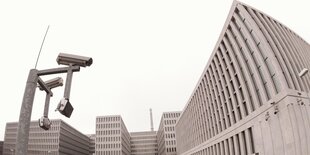 Blick auf die Fassade des Bundesnachrichtendienstes in Mitte