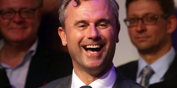 FPÖ-Kandidat Norbert Hofer lacht