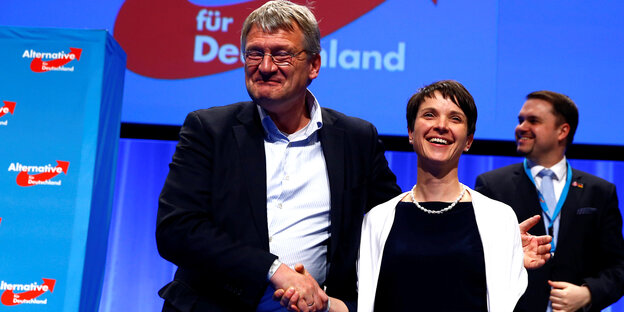 Jörg Meuthen und Frauke Petry auf dem AfD-Kongress am 1. Mai 2016