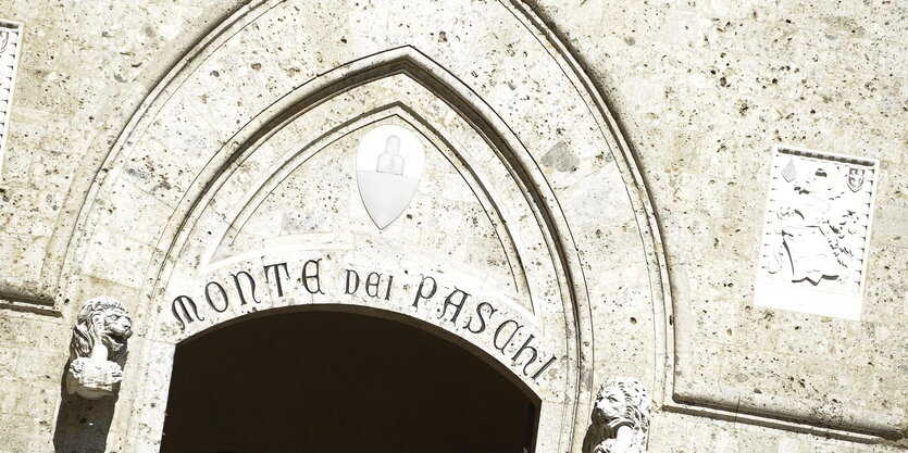 Eingang zum Sitz der Monte-dei-Paschi-Bank in Siena