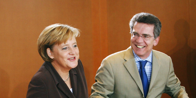 Angela Merkel und Thomas de Maizière im Jahr 2006