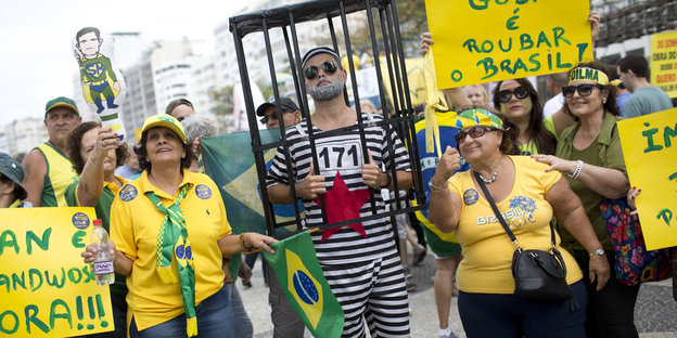 Demonstration gegen Dilma Roussef und Lula
