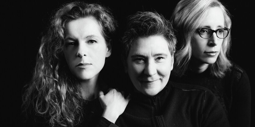 Die Musikerinnen Neko Case, k.d.lang und Laura Veirs