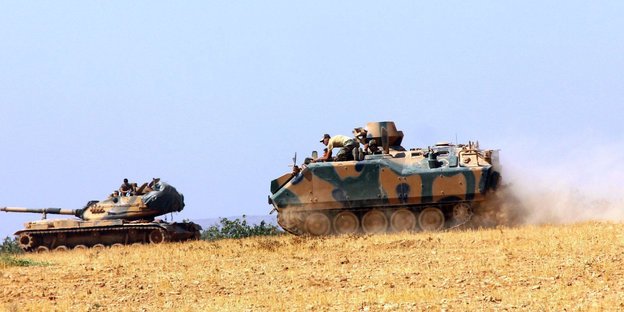 Türkische Militärfahrzeuge