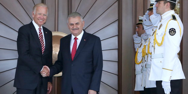 US-Vizepräsident Joe Biden und der türkische Ministerpräsident Binali Yildirim