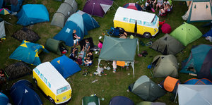 Zelte auf Festivalgelände