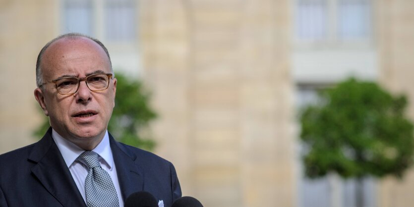 Porträt Cazeneuve