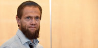 Salafistenprediger Sven Lau in Düsseldorf vor Gericht