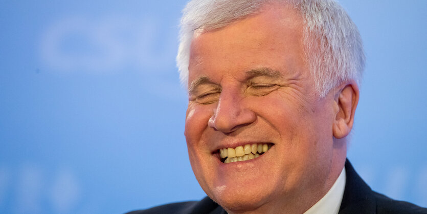 Horst Seehofer lacht