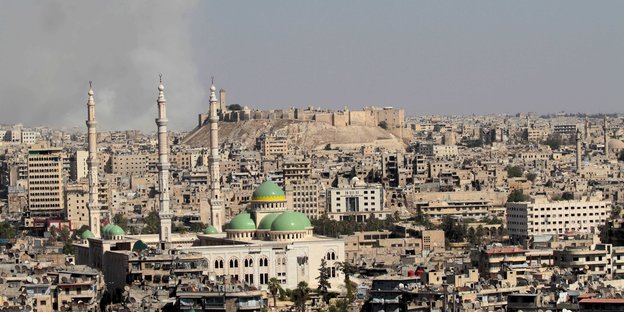 Blick auf die syrische Stadt Aleppo