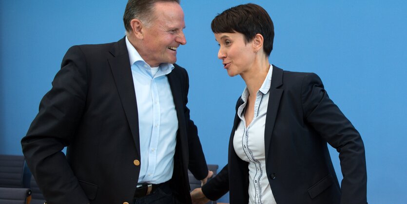 AfD-Landeschef Pazderski und Bundeschefin Petry