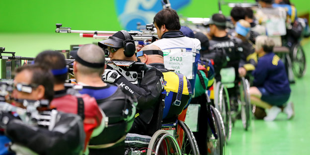 Paralympics-Schützen im Rollstuhl