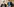 Felix Loch und Georg Hackl packen ein Geschenk aus