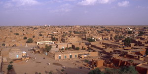 Blick über Agadez, die alte Handelshauptstadt der Sahara, Niger