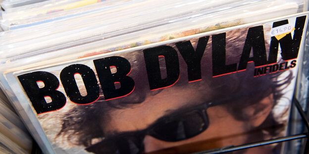 Ein Plattencover mit der Aufschrift "Bob Dylan"