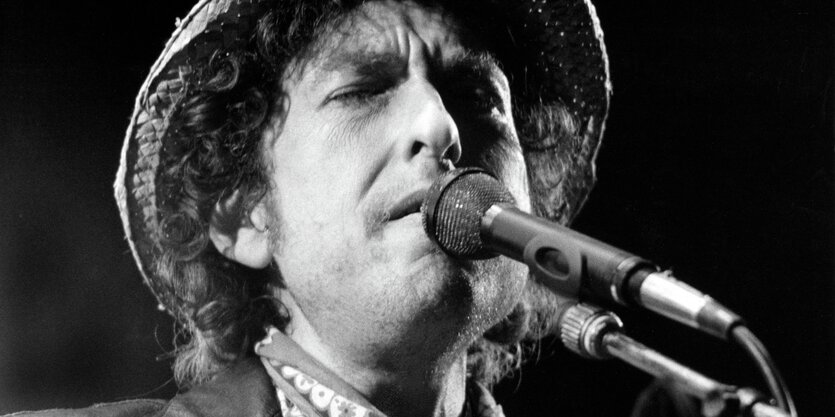 Schwarz-weiß-Aufnahme von Bob dylan