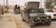 Ein gepanzertes Fahrzeug der irakischen Armee
