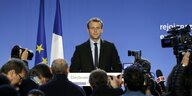 Emmanuel Macron vor Vertretern der Presse